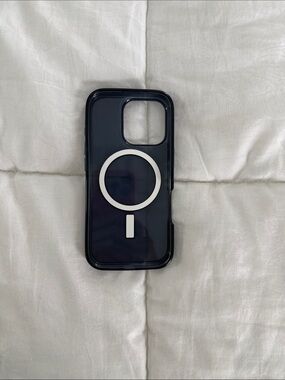 Otterbox iPhone 16 Pro only MagSafe-Compatible Navy Phone Case
